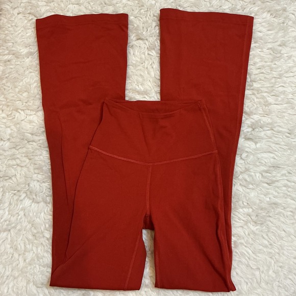 Lululemon Groove Super-High-Rise Flared Pant Womens 0 Red Excellent Nulu Yoga - Picture 2 of 6